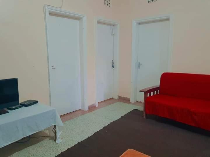 Pinkroses Gardens Hostel Nairobi Eksteriør billede